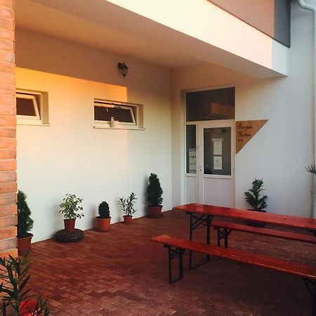 Guest House Hodus Vydrany Luaran gambar
