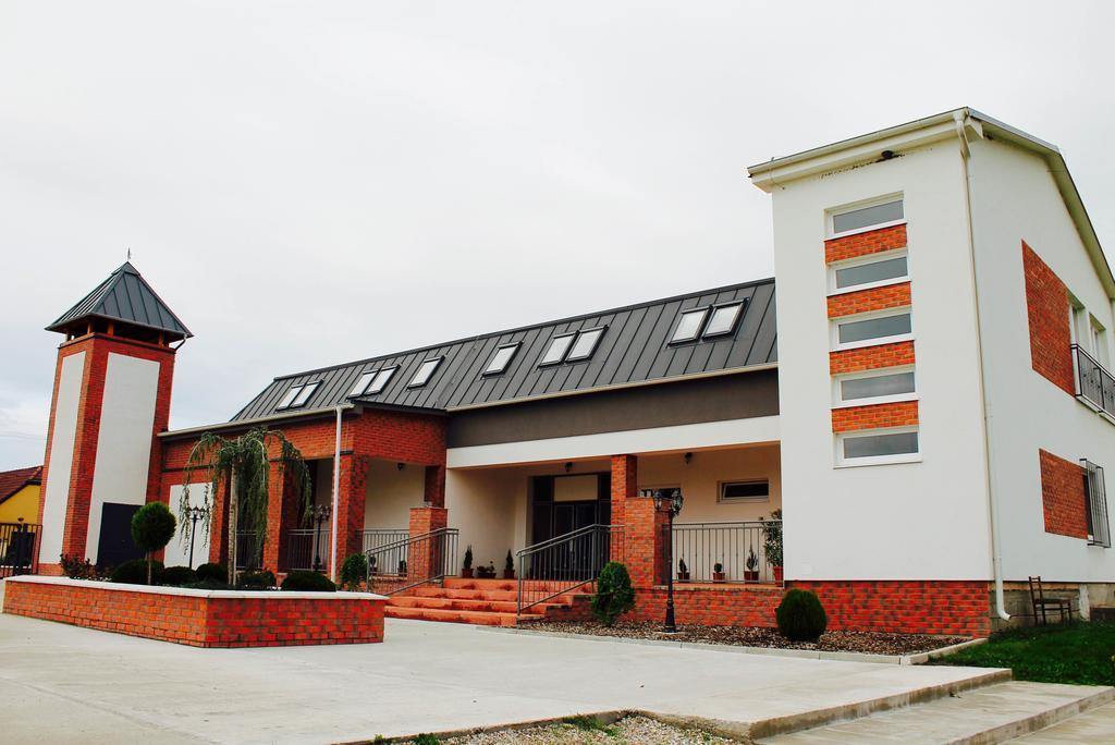 Guest House Hodus Vydrany Luaran gambar