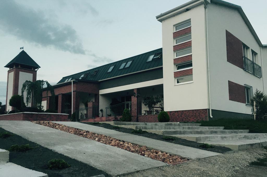 Guest House Hodus Vydrany Luaran gambar
